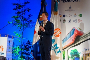 Hugo Beras comparte plan de Gobierno para la transformación del transporte